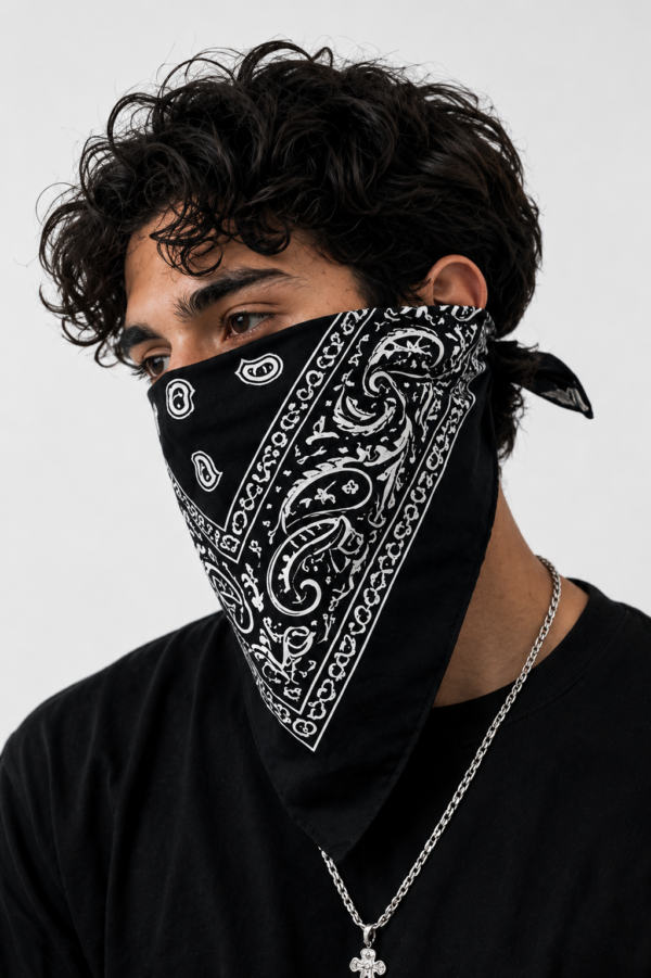 IMG_0955 Obsidian Bandana – Premium Cotton Paisley Bandana (Black)